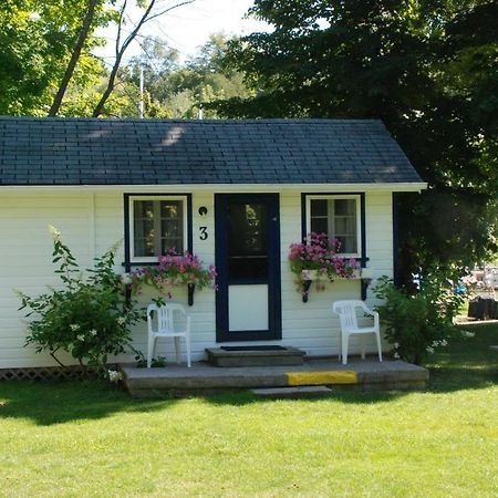 Bayfield River Cottage Colony Inc Bluewater Экстерьер фото